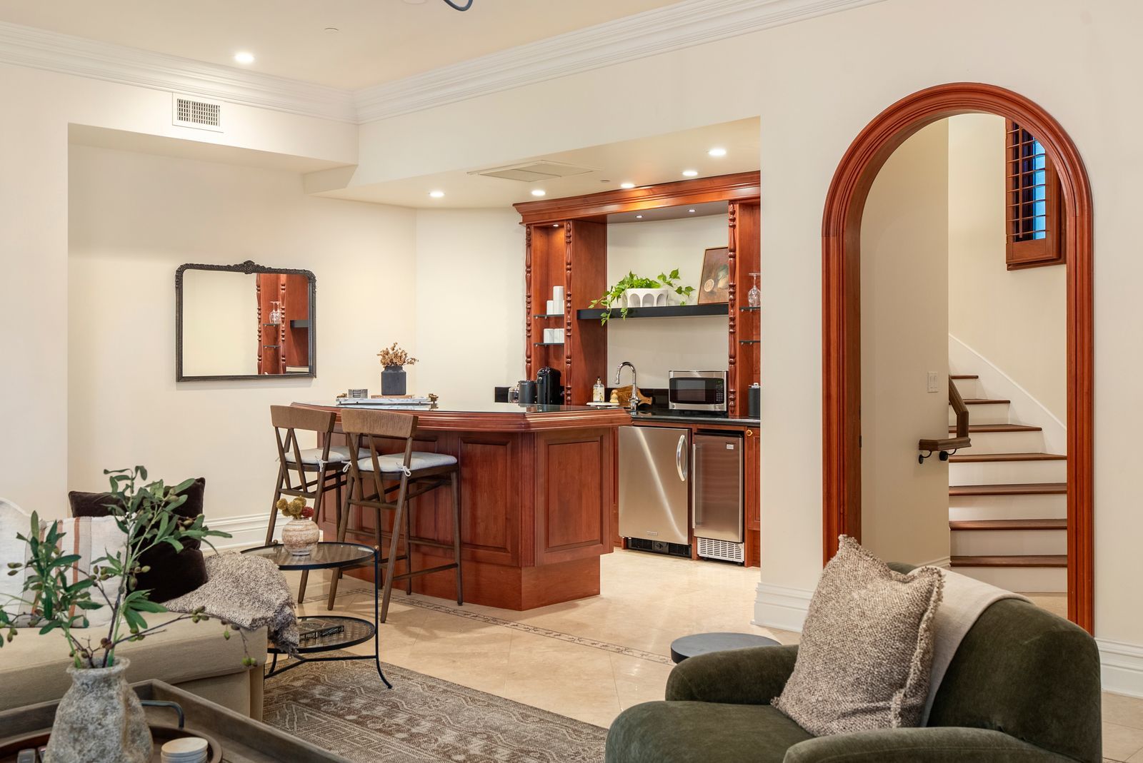 East Villa downstairs wet bar and seating area